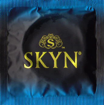 Презервативи безлатексні Skyn Extra Lubricated pr110 фото